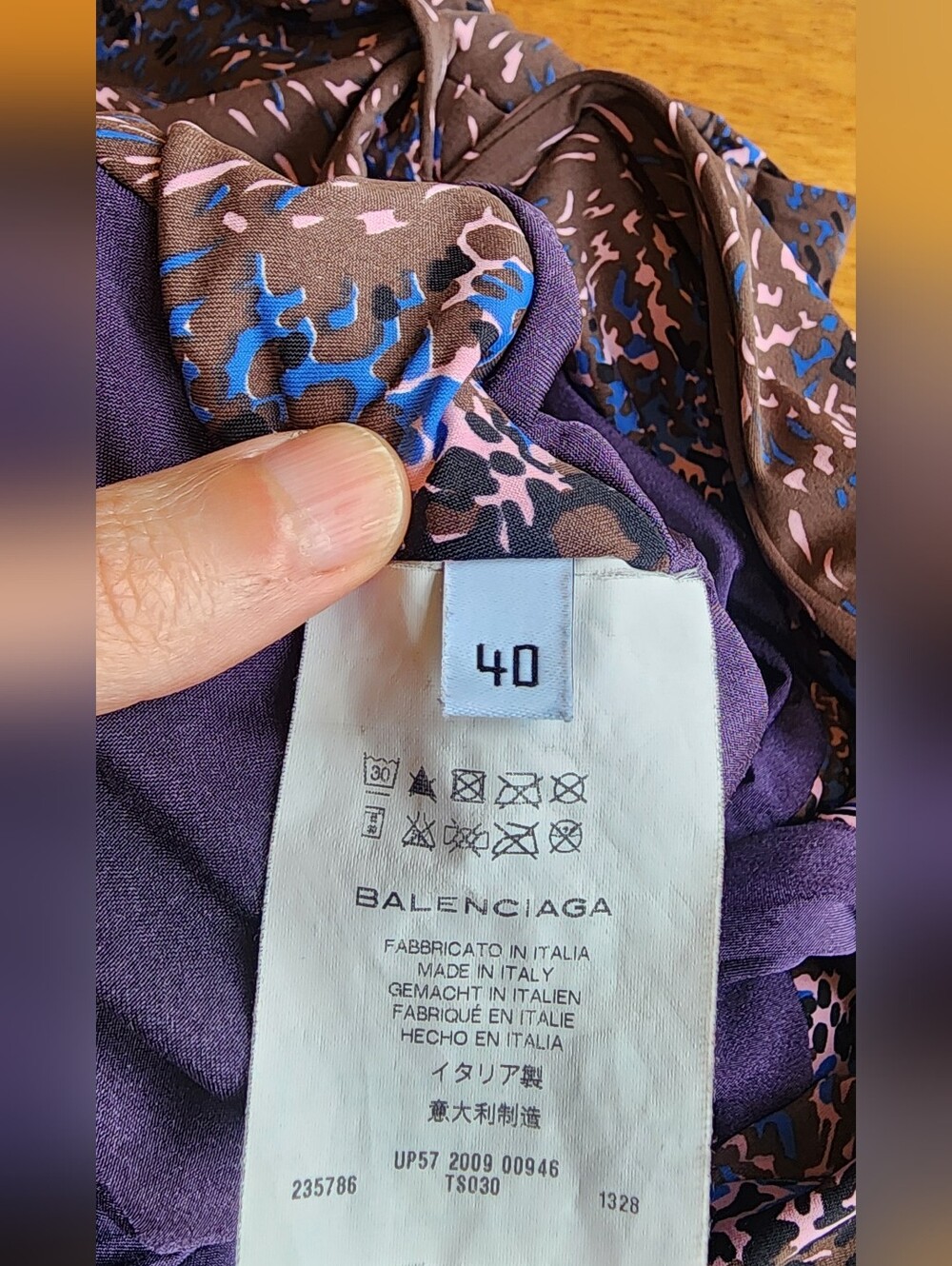 Balenciaga Purple Floral One-Piece Swimsuit With Deep V-Neck And Bow Tie Size M - Picture 9 of 9